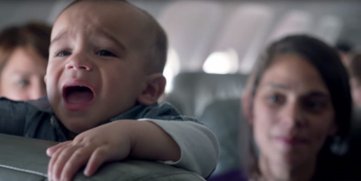 【Cannes Lions】赤ちゃんが泣くたび、みんなが笑顔になっちゃう飛行機って!? 母の日に、JET BLUE航空からのサプライズな贈り物「FlyBabies」